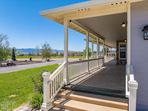 $2,850,000 | 478-505 Laura Lane, Litchfield, CA 96117