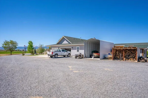 $2,850,000 | 478-505 Laura Lane, Litchfield, CA 96117