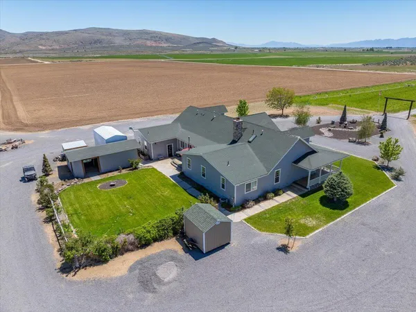 $2,850,000 | 478-505 Laura Lane, Litchfield, CA 96117