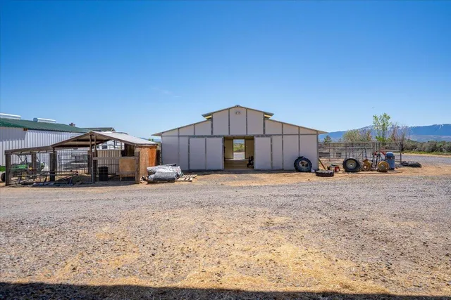 $2,850,000 | 478-505 Laura Lane, Litchfield, CA 96117