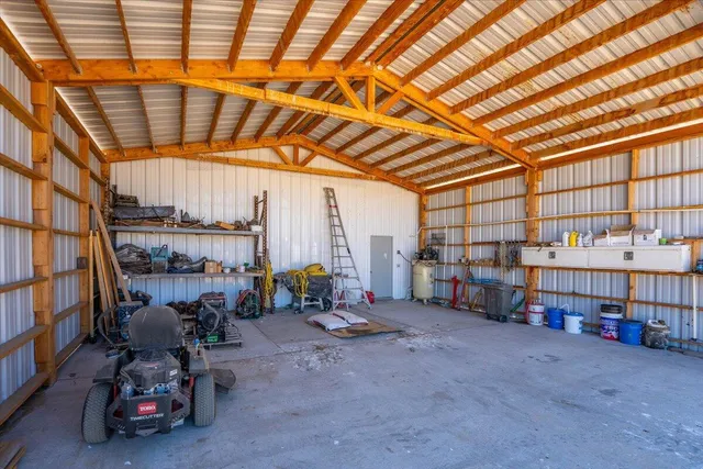 $2,850,000 | 478-505 Laura Lane, Litchfield, CA 96117