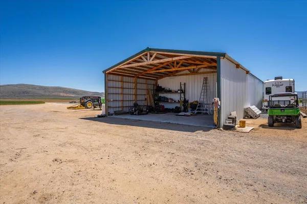 $2,850,000 | 478-505 Laura Lane, Litchfield, CA 96117