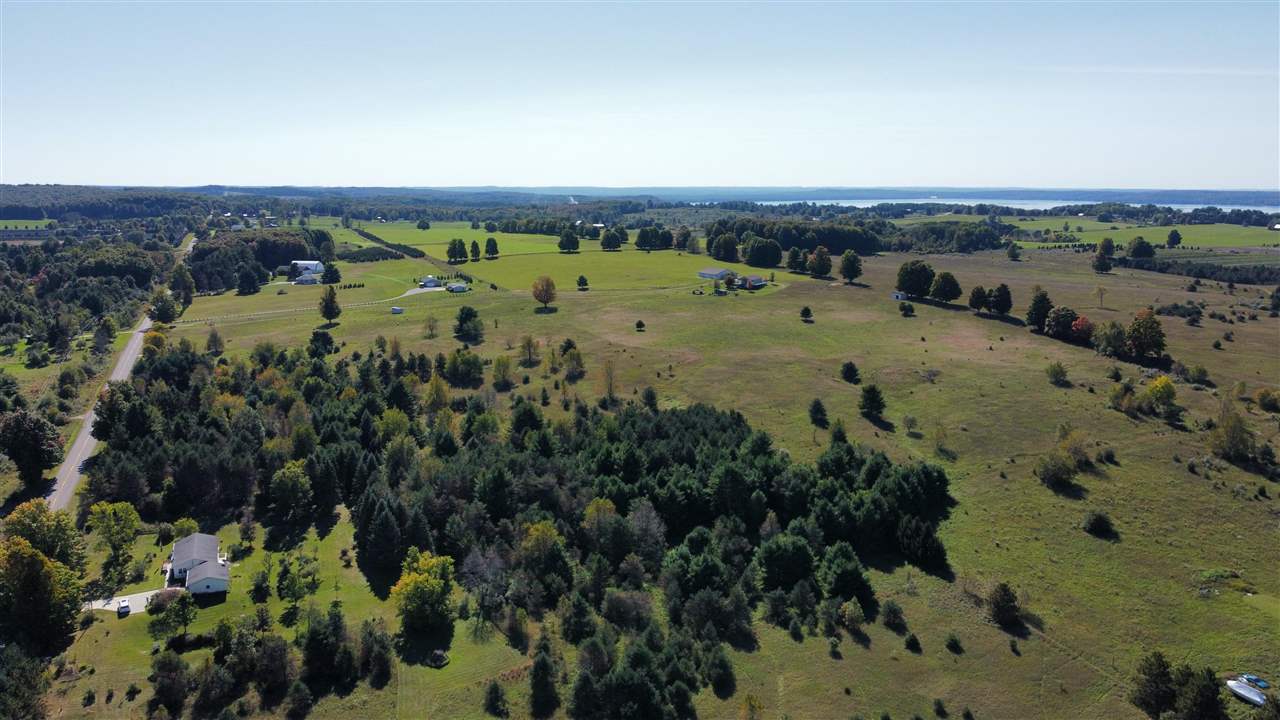 8148 Crystal Springs Road Bellaire, MI 49615 - Photo 2 of 45 1894334-1.JPG