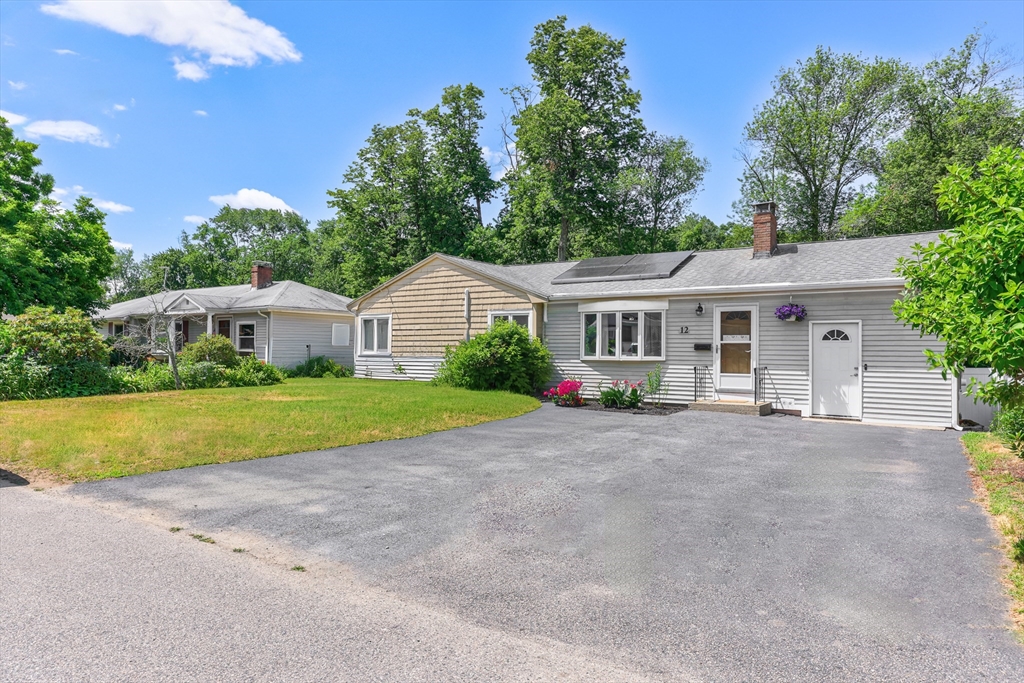 12 Lilian Rd Extension Framingham, MA 01701 - Photo 2 of 32
