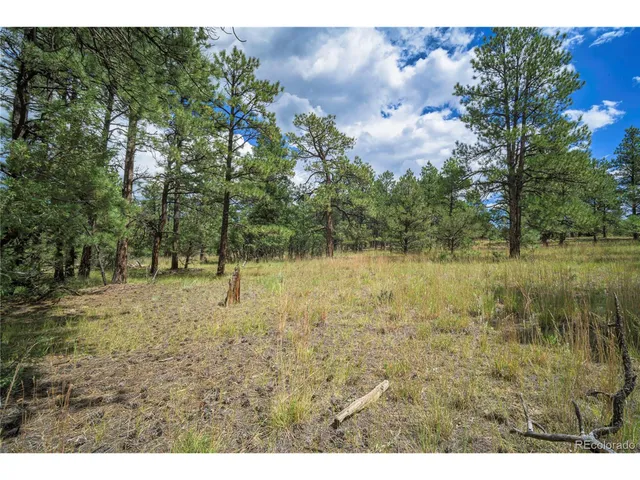a view of a lake view