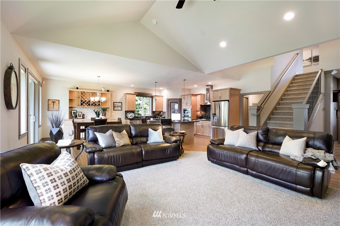 5012 Southeast 2nd Place Renton, WA 98059 - Photo 6 of 29