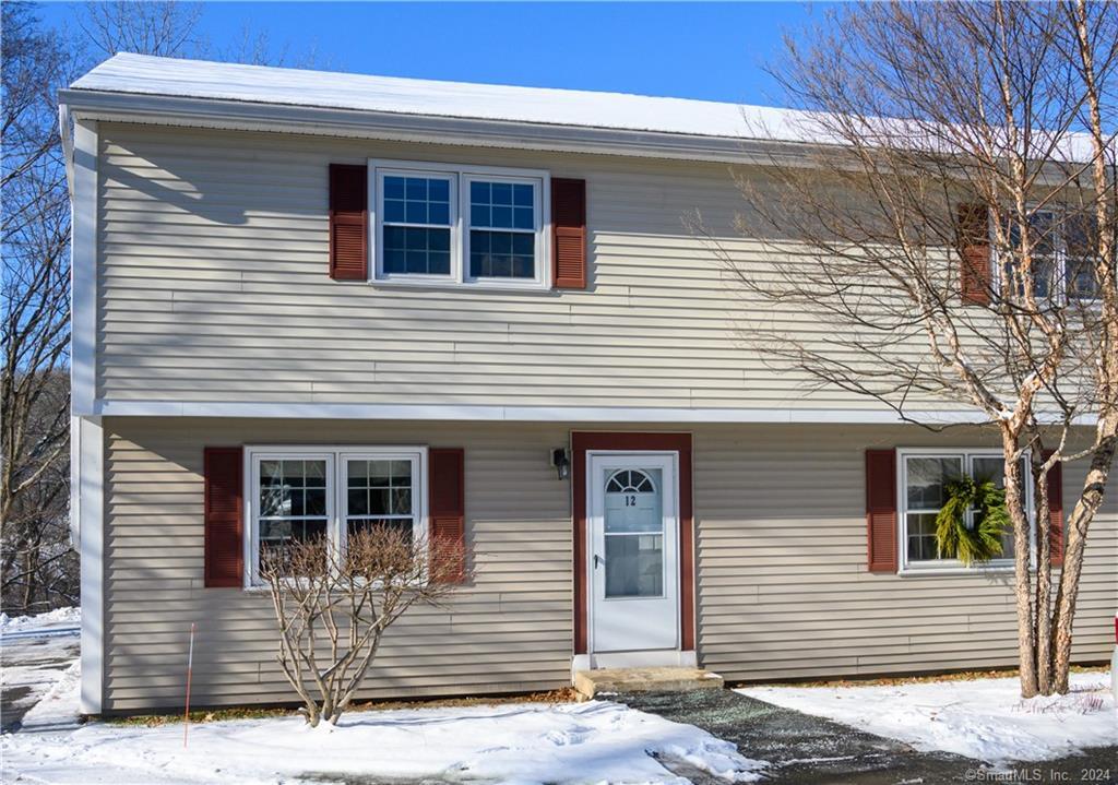 16 Elizabeth Street, Unit 12, Kent, CT 06757 Compass