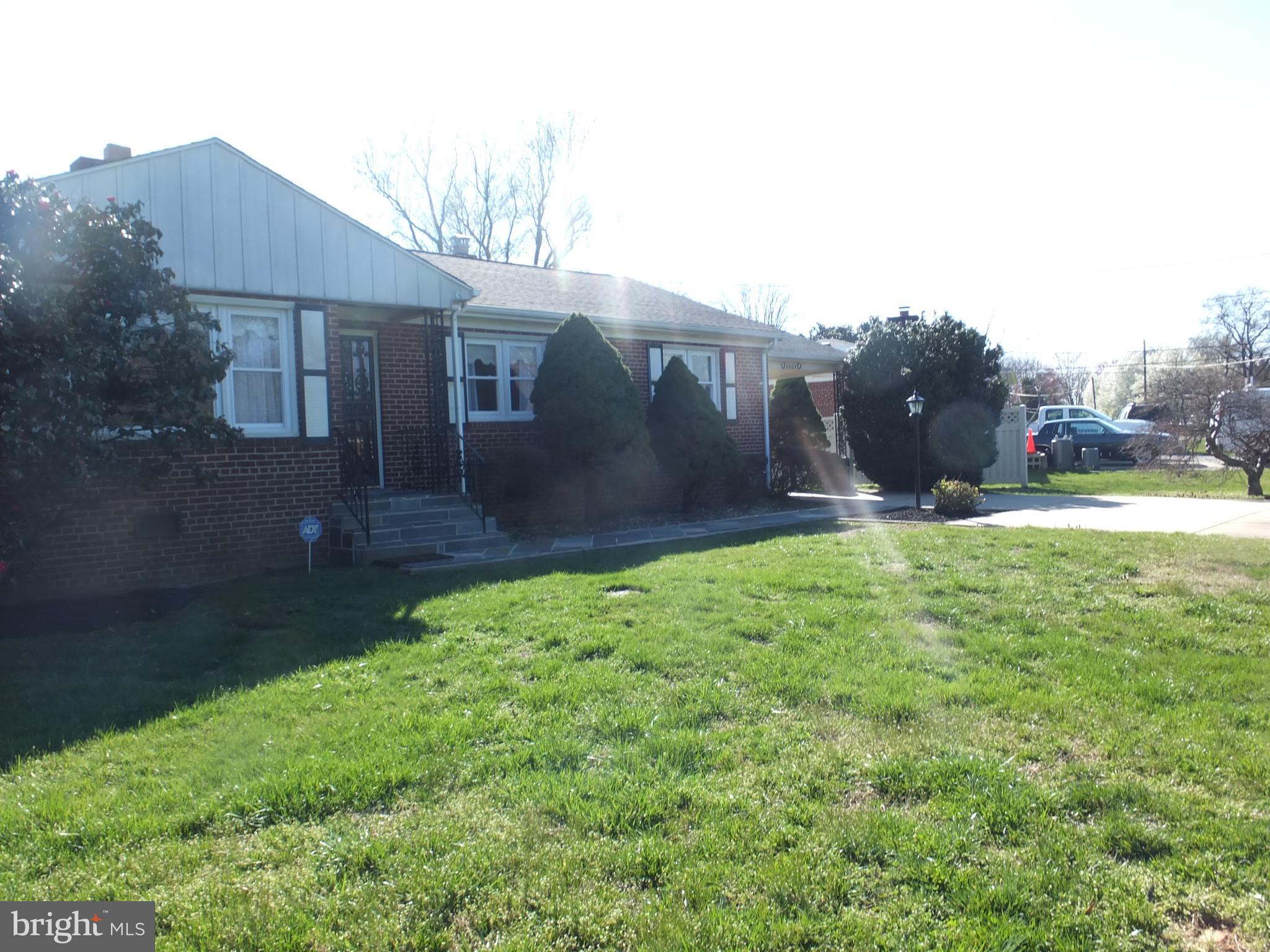 6503 Horseshoe Road Clinton, MD 20735 - Photo 2 of 17 Another Picture of Front of Home