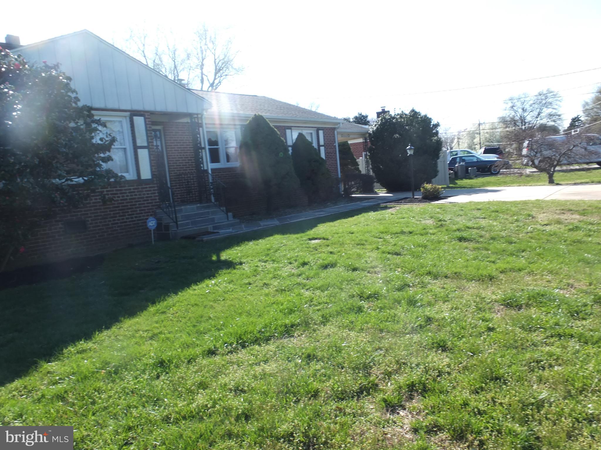 6503 Horseshoe Road Clinton, MD 20735 - Photo 3 of 17 Another Picture of Front