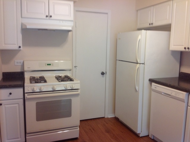1454 North Elmhurst Road, Unit 201B Mount Prospect, IL 60056 - Photo 8 of 18