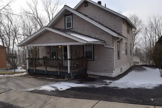 $220,000 | 515 Woodford Avenue, Endicott, NY 13760