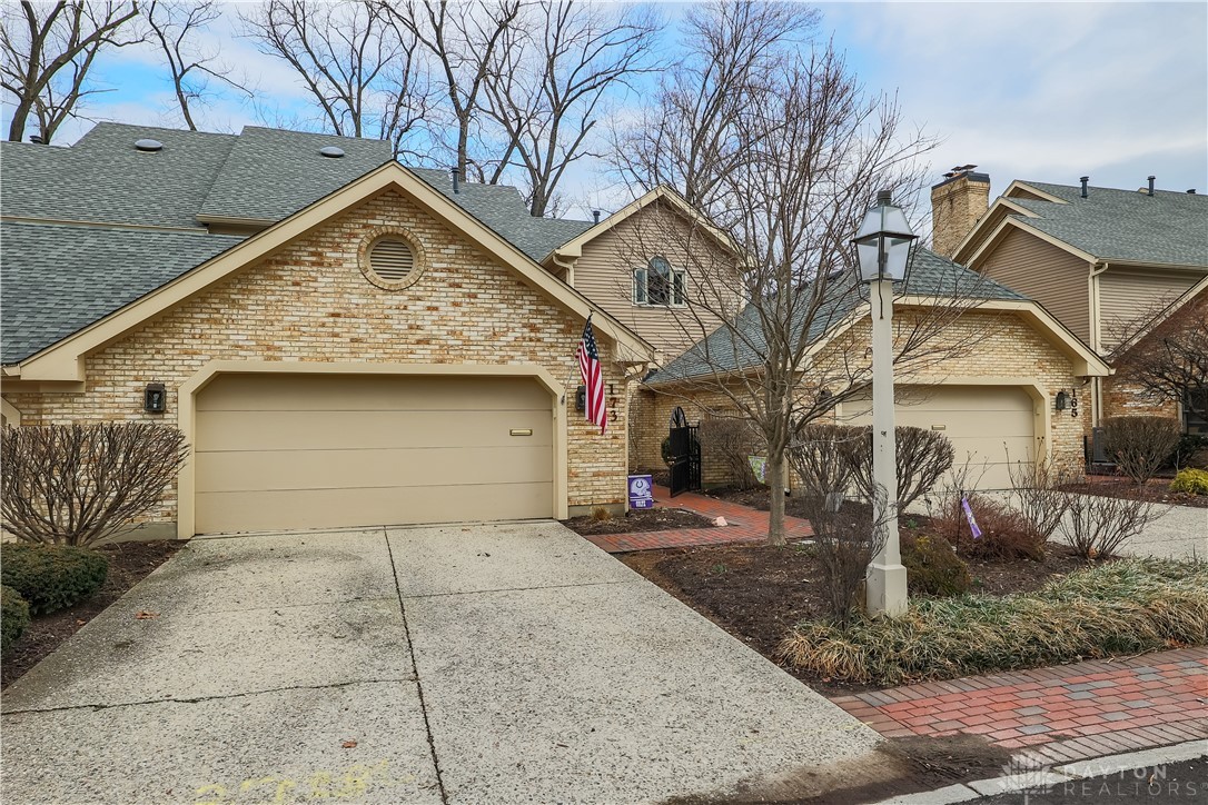 173 Cross Ridge Drive Kettering, OH 45429 - Photo 2 of 38