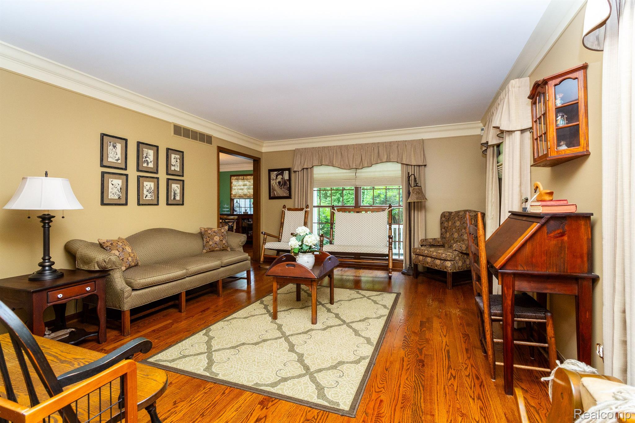 18159 Meridian Road Grosse Ile, MI 48138 - Photo 10 of 66 Gallery Image 10