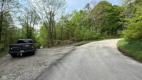 $244,900 | 3 Fiscus Cemetery Road, Coal City, IN 47427