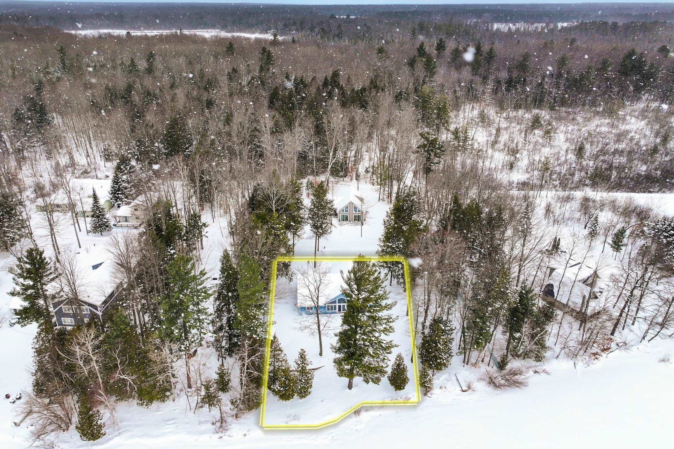 8501 Strawberry Point Road Grawn, MI 49637 - Photo 31 of 50 1930798-1b4ba6f1-a165-435f-8640-f0476dc77b2f.JPG