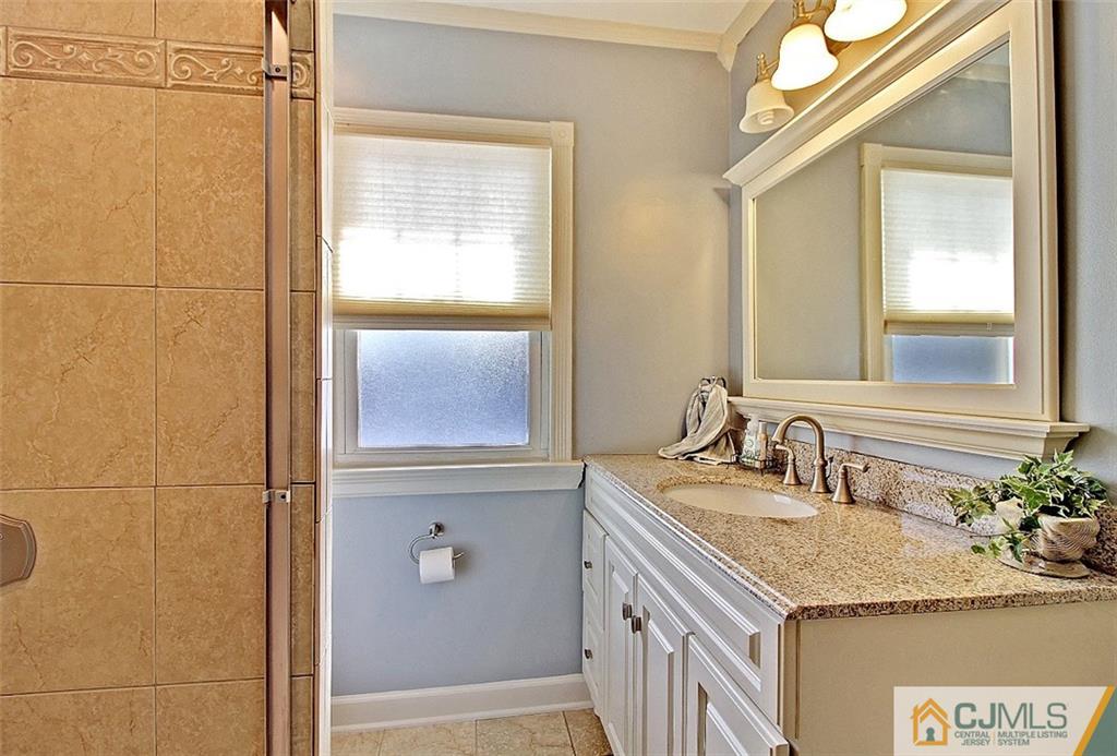 408 Raritan Avenue Middlesex, NJ 08846 - Photo 15 of 25 Gallery Image 15