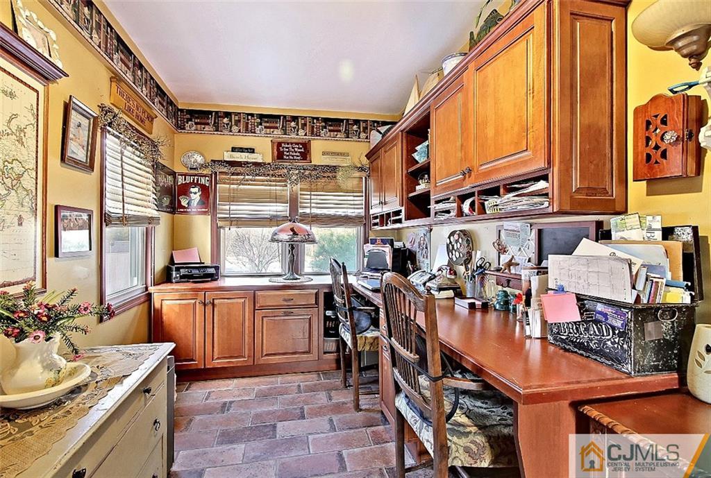 408 Raritan Avenue Middlesex, NJ 08846 - Photo 10 of 25 Gallery Image 10