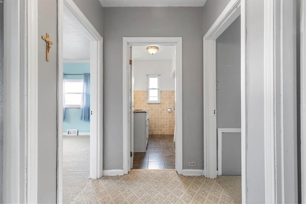 1622 Methyl Street Pittsburgh, PA 15216 - Photo 18 of 45 a view of a bathroom from a room