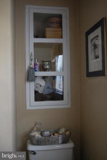 9310 Maple Street Manassas, VA 20110 - Photo 6 of 18 Bath #2