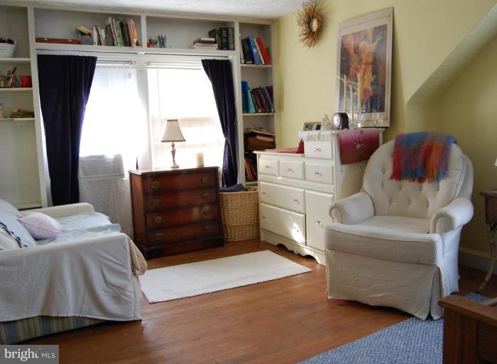 9310 Maple Street Manassas, VA 20110 - Photo 8 of 18 Bedroom #4