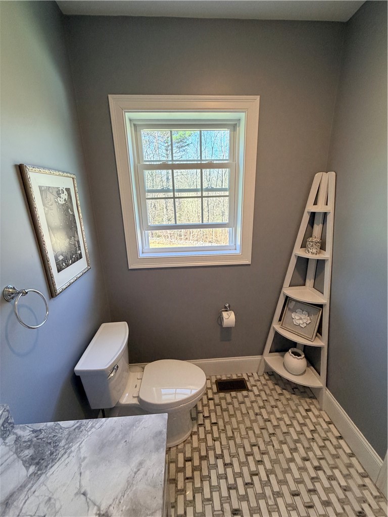 93 Cedar Forest Road Smithfield, RI 02917 - Photo 14 of 35 lovette