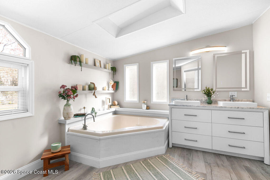 18137 Hollister Road Orlando, FL 32820 - Photo 14 of 28 Elegant Bathroom