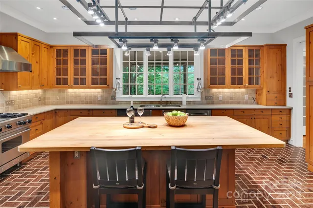 $4,950,000 | 1957 Cold Mountain Road, Lake Toxaway, NC 28747