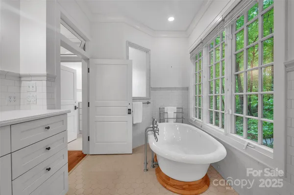 $4,950,000 | 1957 Cold Mountain Road, Lake Toxaway, NC 28747