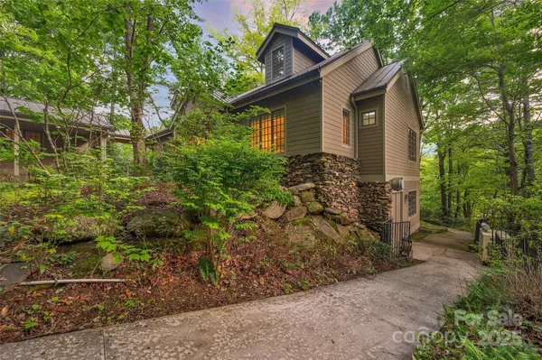 $4,950,000 | 1957 Cold Mountain Road, Lake Toxaway, NC 28747
