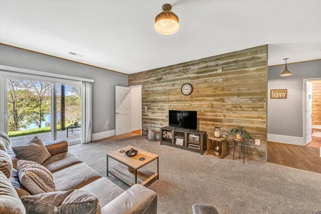 $929,000 | 1295 Idlewood Road, Hardy, VA 24101