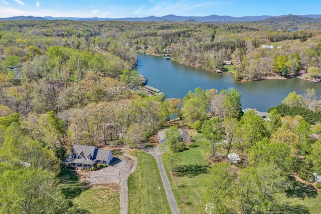 $929,000 | 1295 Idlewood Road, Hardy, VA 24101