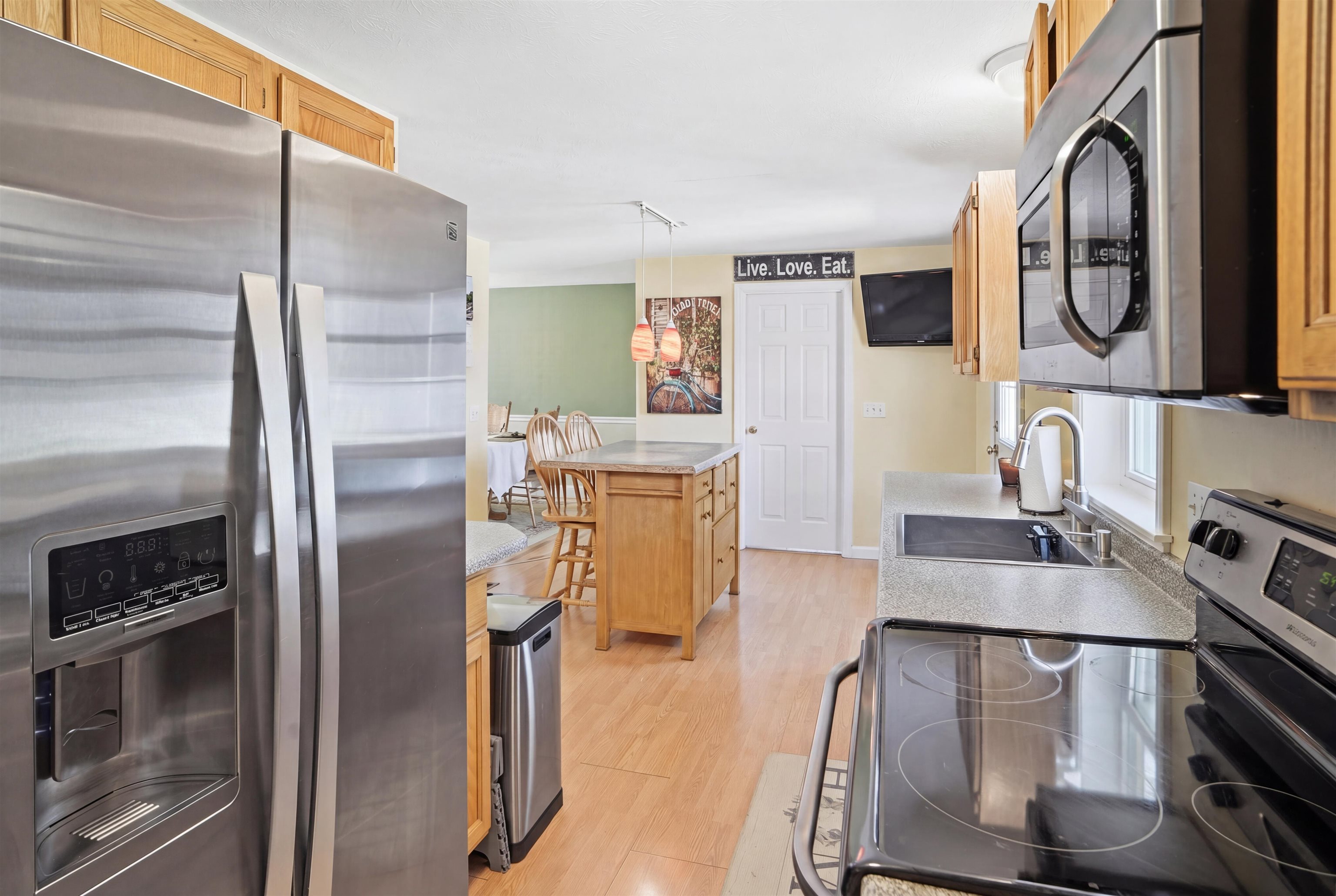 1 Jessica Lane Hudson, NH 03051 - Photo 13 of 59