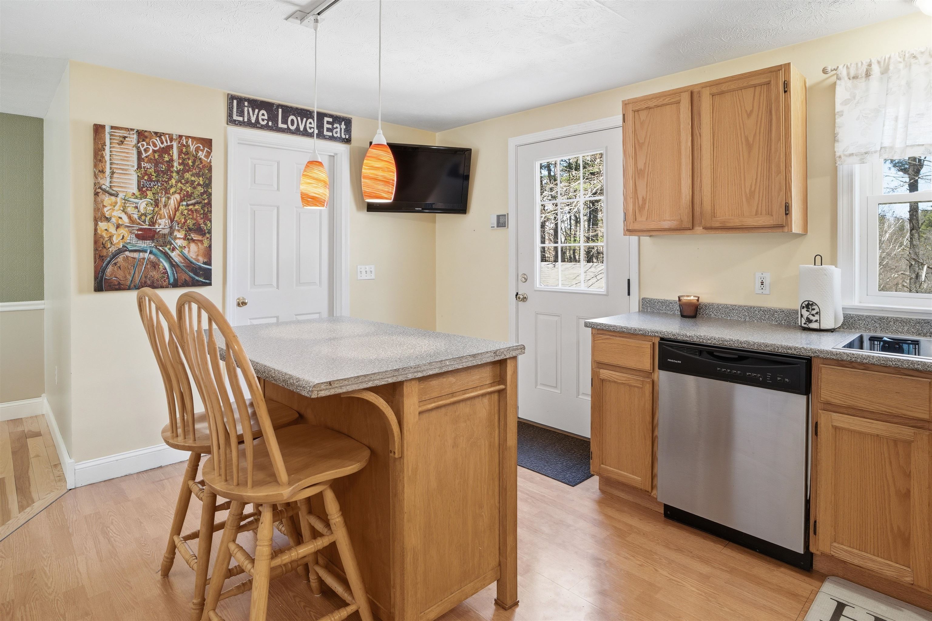 1 Jessica Lane Hudson, NH 03051 - Photo 14 of 59