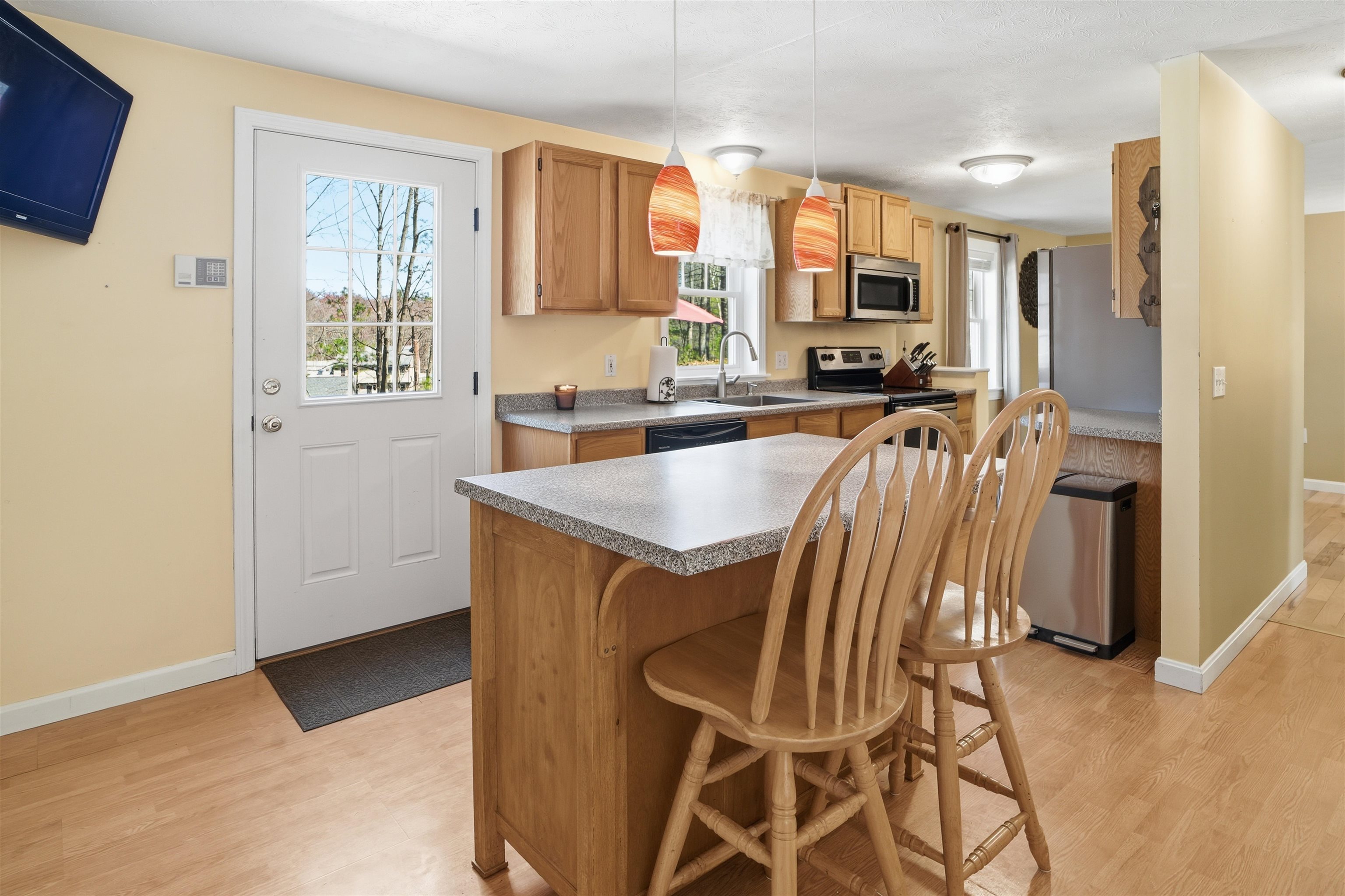 1 Jessica Lane Hudson, NH 03051 - Photo 16 of 59