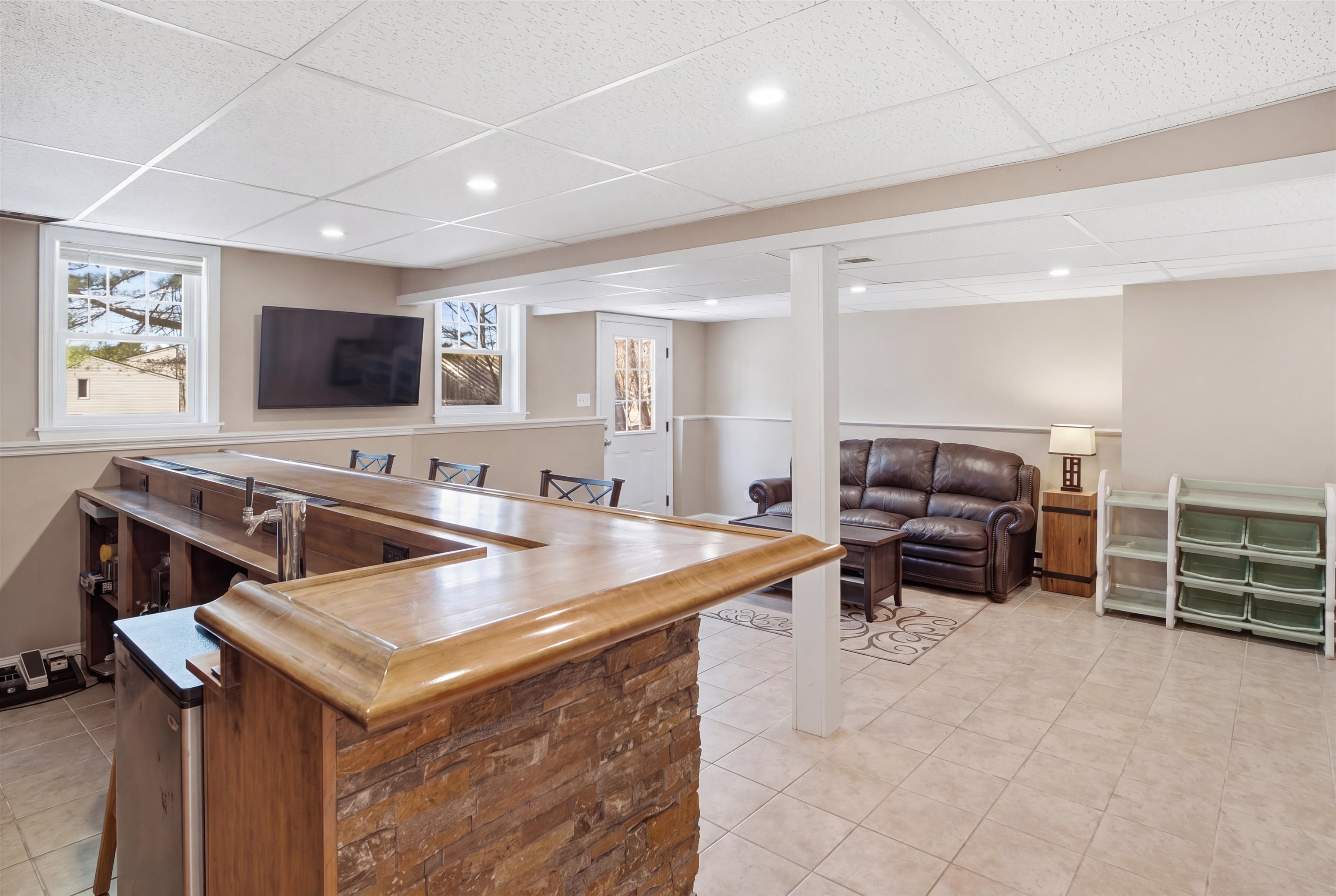 1 Jessica Lane Hudson, NH 03051 - Photo 41 of 59