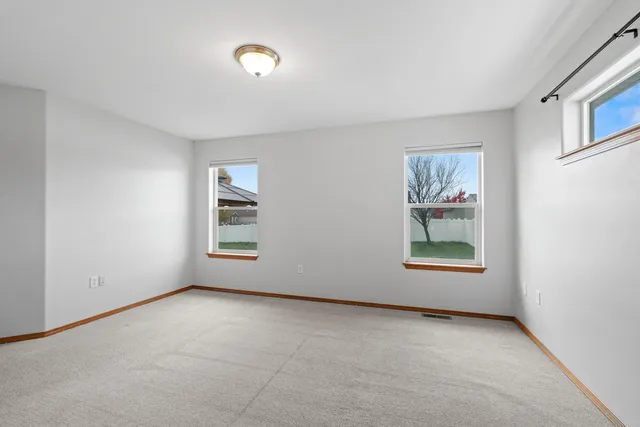 $2,100 | 1701 West Cimarron Lane, Spokane, WA 99208