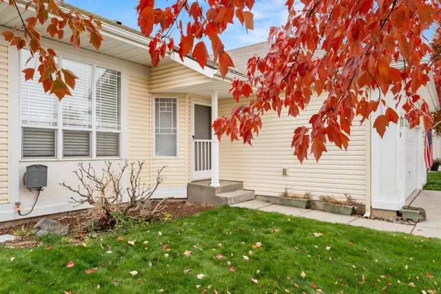 $2,100 | 1701 West Cimarron Lane, Spokane, WA 99208