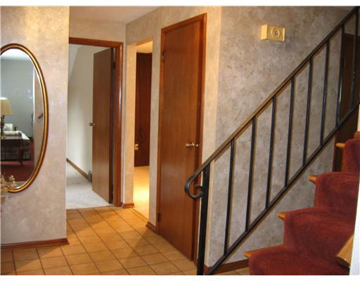 107 North Jamestown Road Coraopolis, PA 15108 - Photo 4 of 18 Entry/Foyer. Another view of the open entry. The entry and hallway were professionally painted approx 5yrs ago. The kitchen and all 4 bedrooms were professionally painted in June 2011.