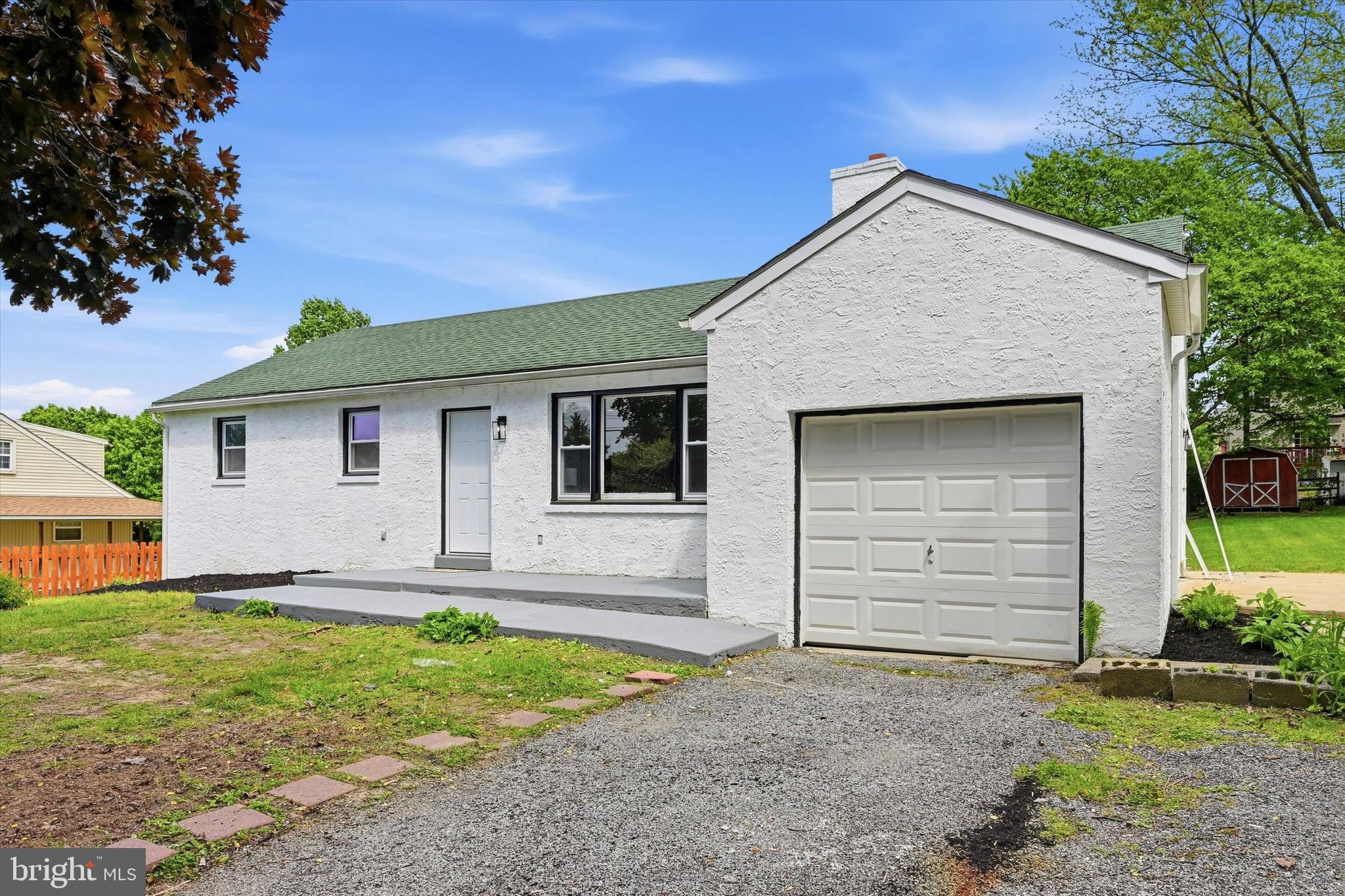 155 Glencrest Road Coatesville, PA 19320 - Photo 3 of 25