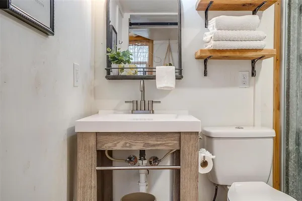 $1,000 | 1809 Whispering Oaks Street, Burleson, TX 76028