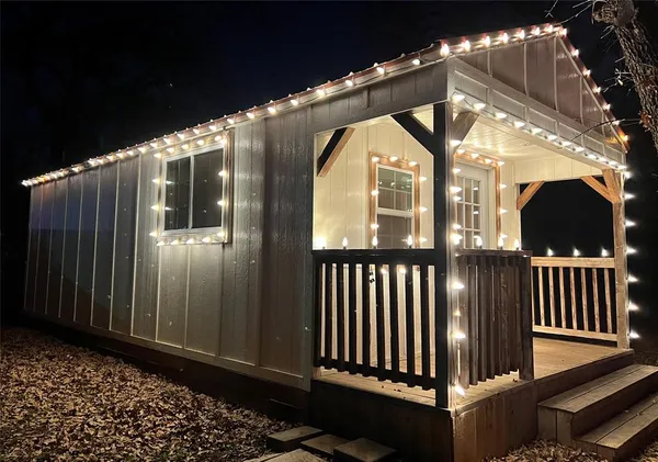 $1,000 | 1809 Whispering Oaks Street, Burleson, TX 76028