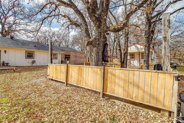 $1,000 | 1809 Whispering Oaks Street, Burleson, TX 76028