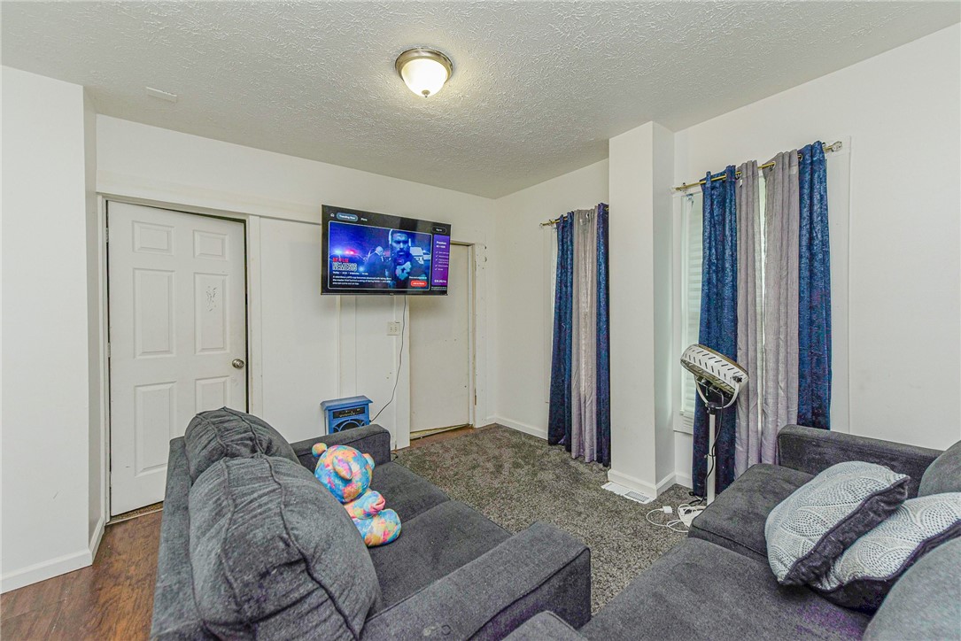 24 Henion Street Rochester, NY 14611 - Photo 11 of 26 Gallery Image 11