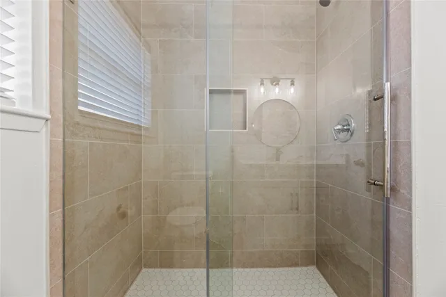 $2,000 | 15362 Meadow Village Drive, Houston, TX 77095