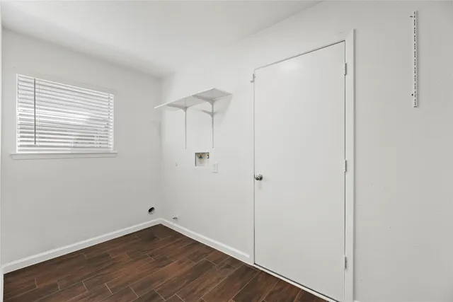 $2,000 | 15362 Meadow Village Drive, Houston, TX 77095