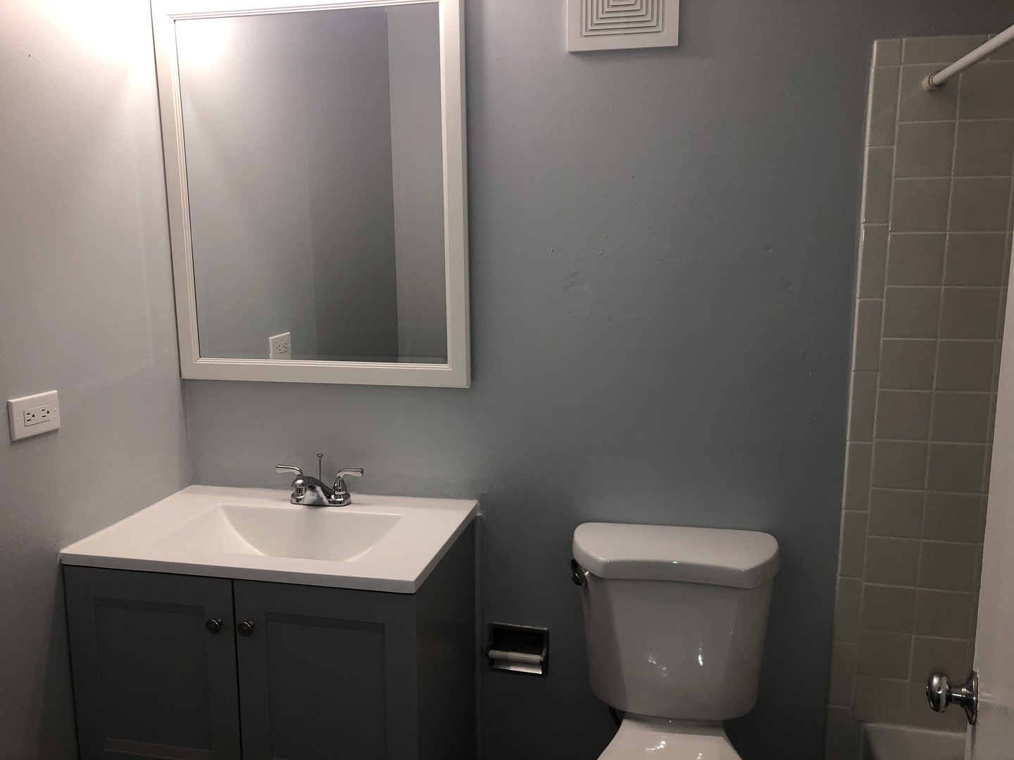 300 West Fullerton Avenue, Unit 104 Addison, IL 60101 - Photo 14 of 23