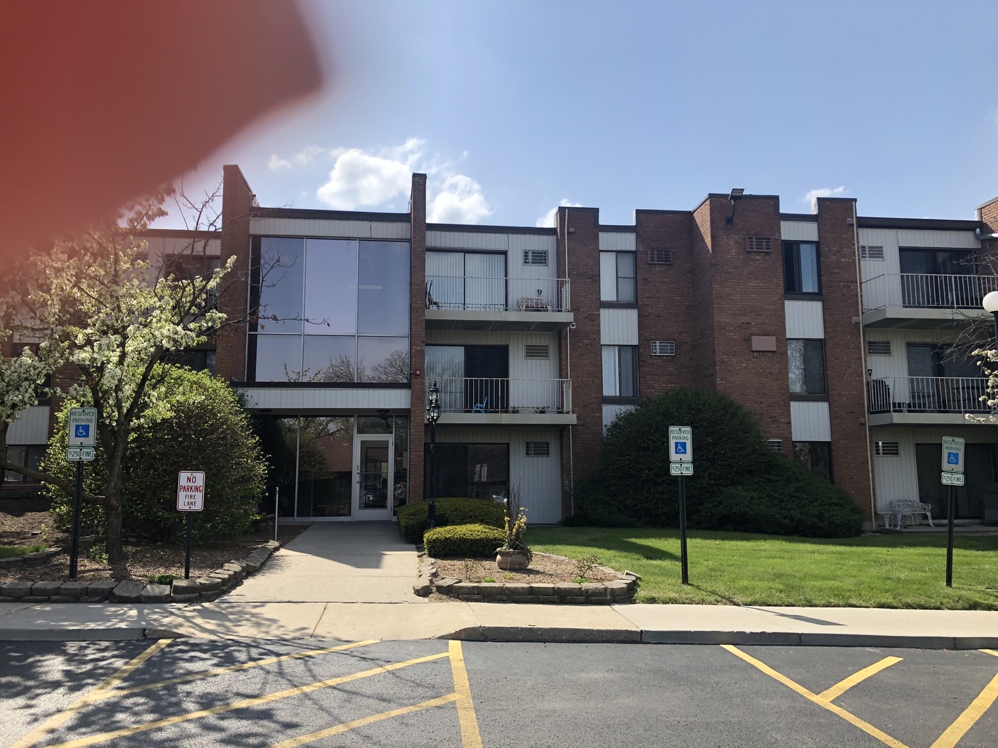 300 West Fullerton Avenue, Unit 104 Addison, IL 60101 - Photo 3 of 23