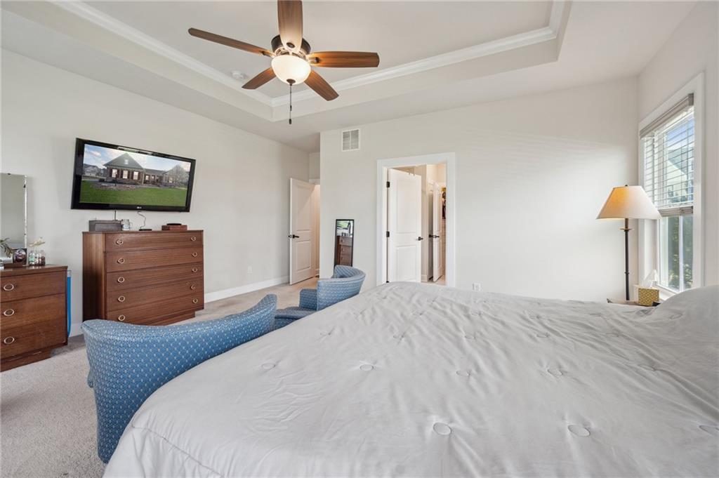 2013 Cherry Road Gibsonia, PA 15044 - Photo 16 of 49