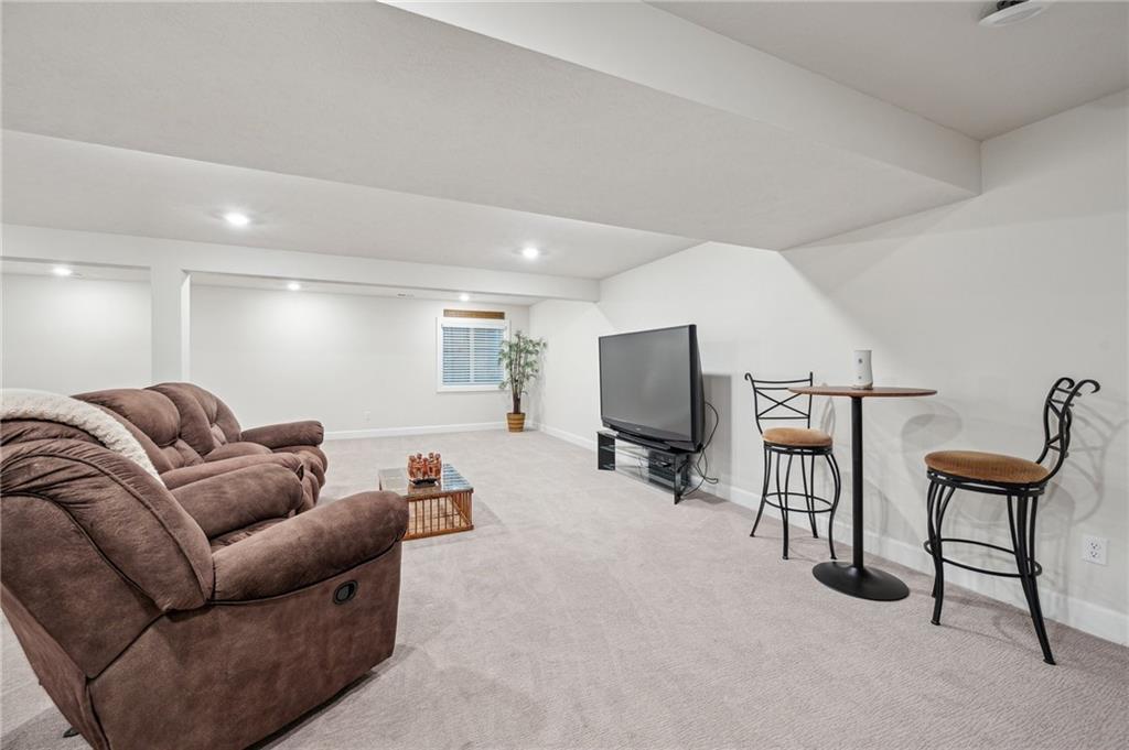 2013 Cherry Road Gibsonia, PA 15044 - Photo 25 of 49