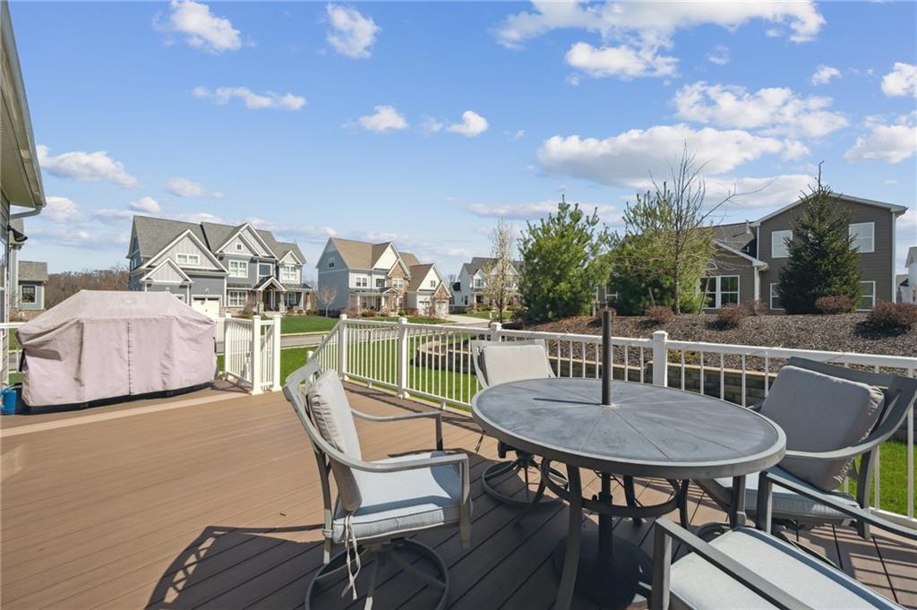 2013 Cherry Road Gibsonia, PA 15044 - Photo 37 of 49